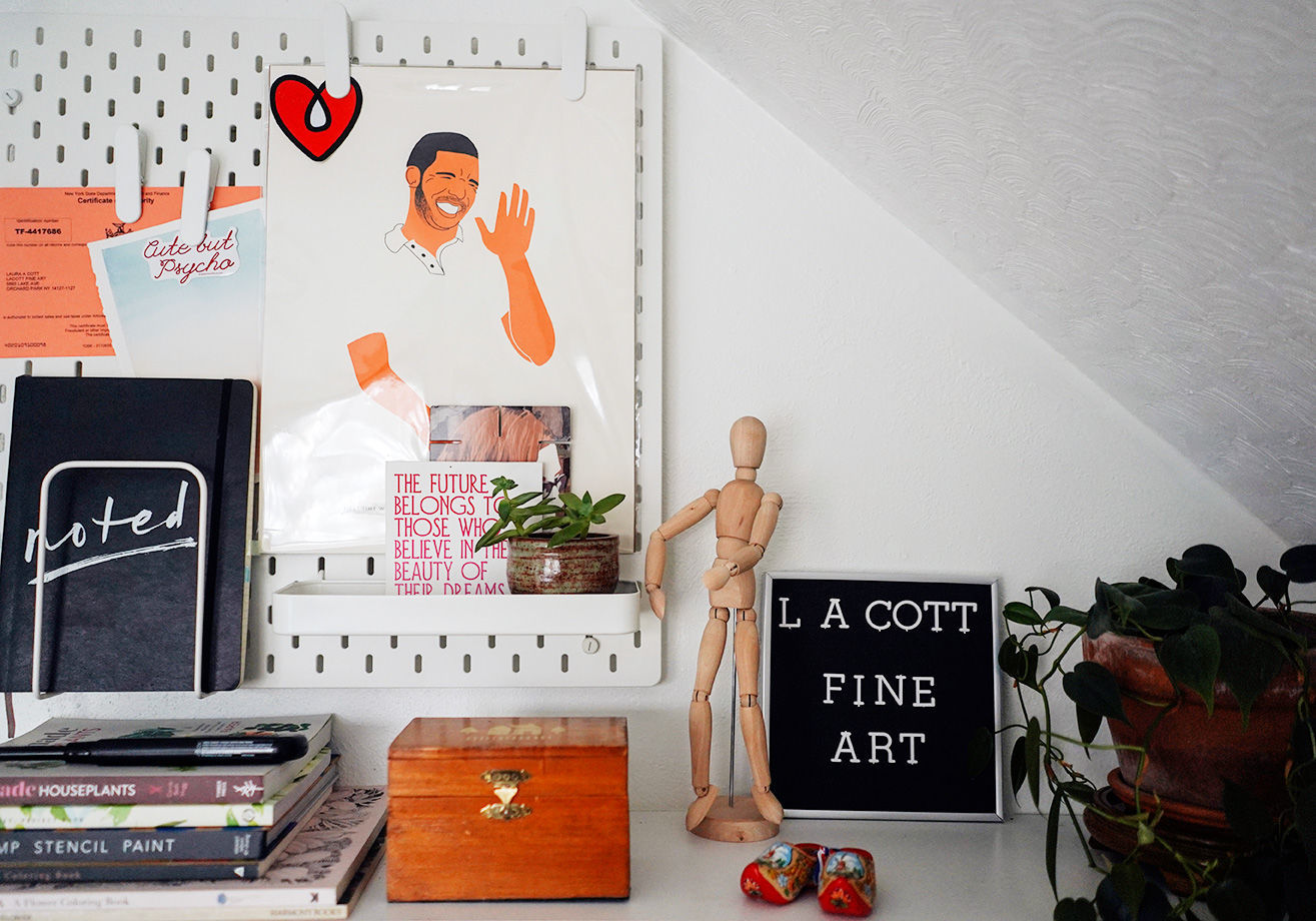 Laura-Cott-corner